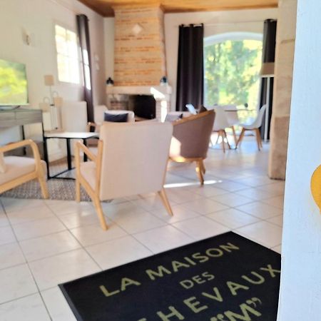 La Maison Des Chevaux ウー  エクステリア 写真